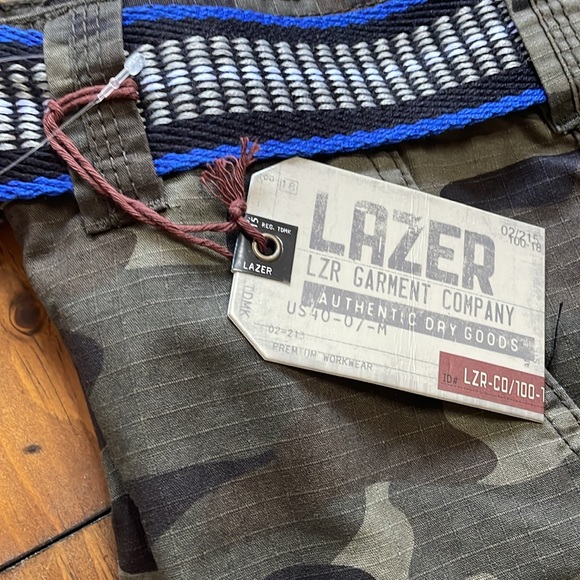 Men’s Shorts NWT - Picture 3 of 4